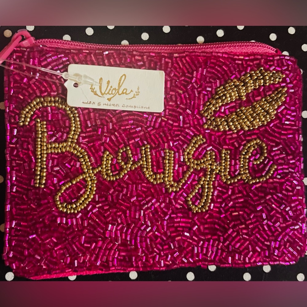 NWT BEADED MINI BAG with logo that reads BOUGIE 💝 in Gold Letters CLASSY